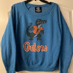 Women’s vintage Florida gators sweatshirt.